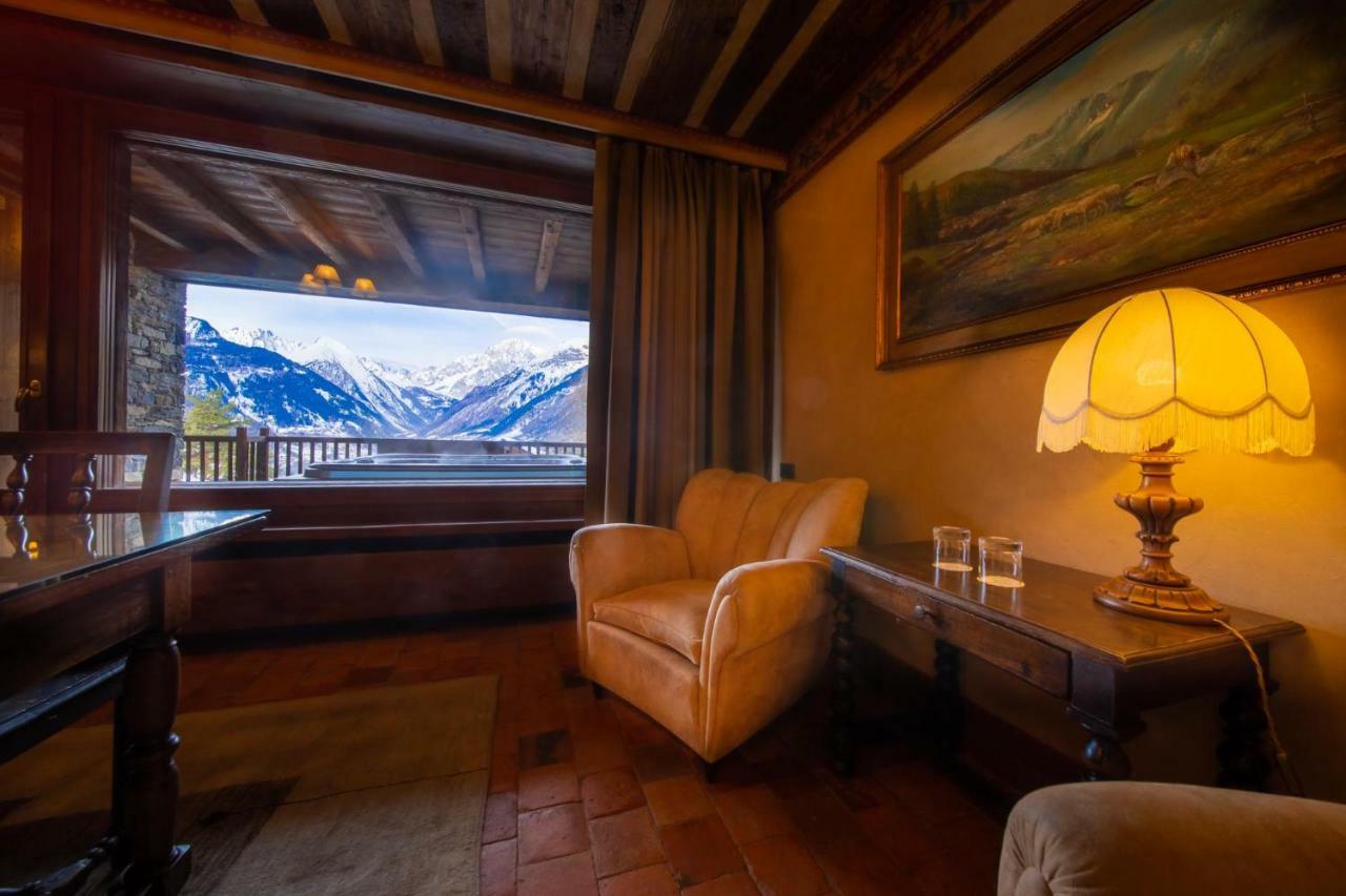 Relais Mont Blanc Hotel & Spa La Salle Bagian luar foto